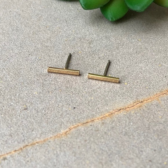 Gold Tone Minimalist Bar Dainty Earrings - Picture 7 of 8